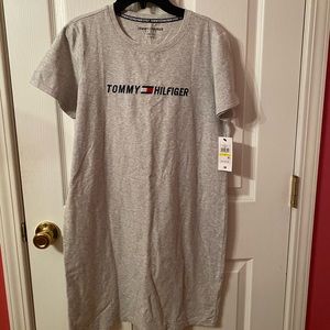 Tommy Hilfiger every day knit dress! Gray!Sz Medium! New with tag! 35 in long!
